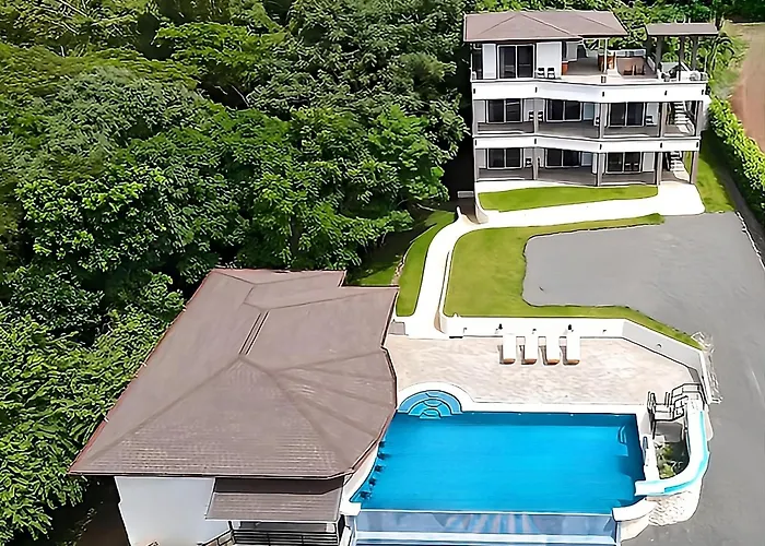 Lomas Resort